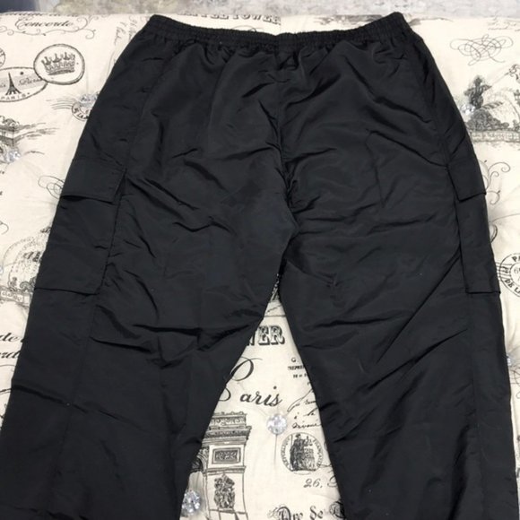 Calvin Klein Performance Plus Pull-On Cargo Pants - Picture 7 of 7